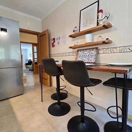 Semesterbostad Falesia Townhouse - Walk To - Pool - Garage *