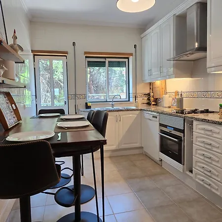 Semesterbostad Falesia Townhouse - Walk To - Pool - Garage