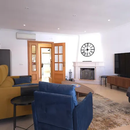 Falesia Townhouse - Walk To - Pool - Garage * Albufeira