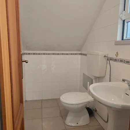 Falesia Townhouse - Walk To - Pool - Garage Semesterbostad *